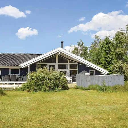Three-bedroom In *