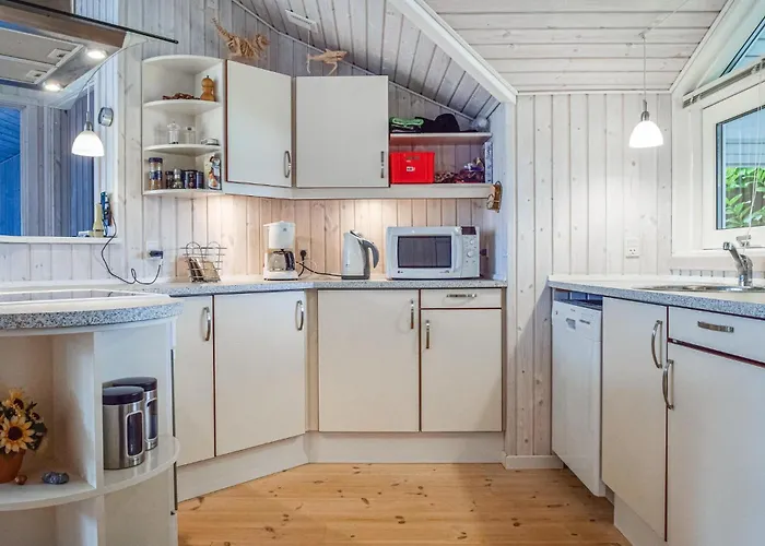 Three-bedroom In Nordenbro Vesteregn