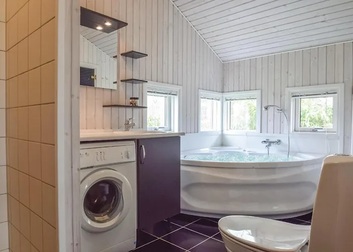 Three-bedroom In * Nordenbro Vesteregn